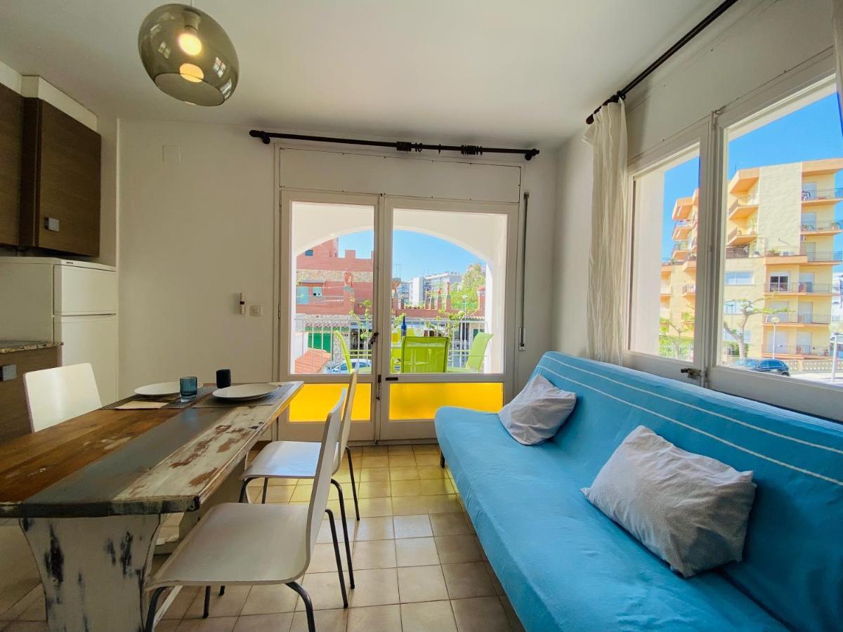 Apartamentos Aquarium Roses Luaran gambar